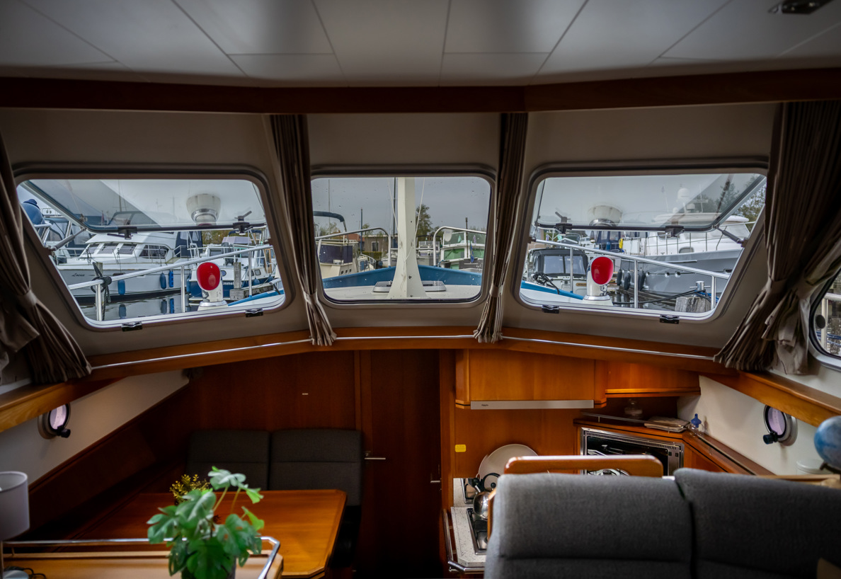 De Driesprong Yachtcharters Interieur Motorjacht La Palma 42