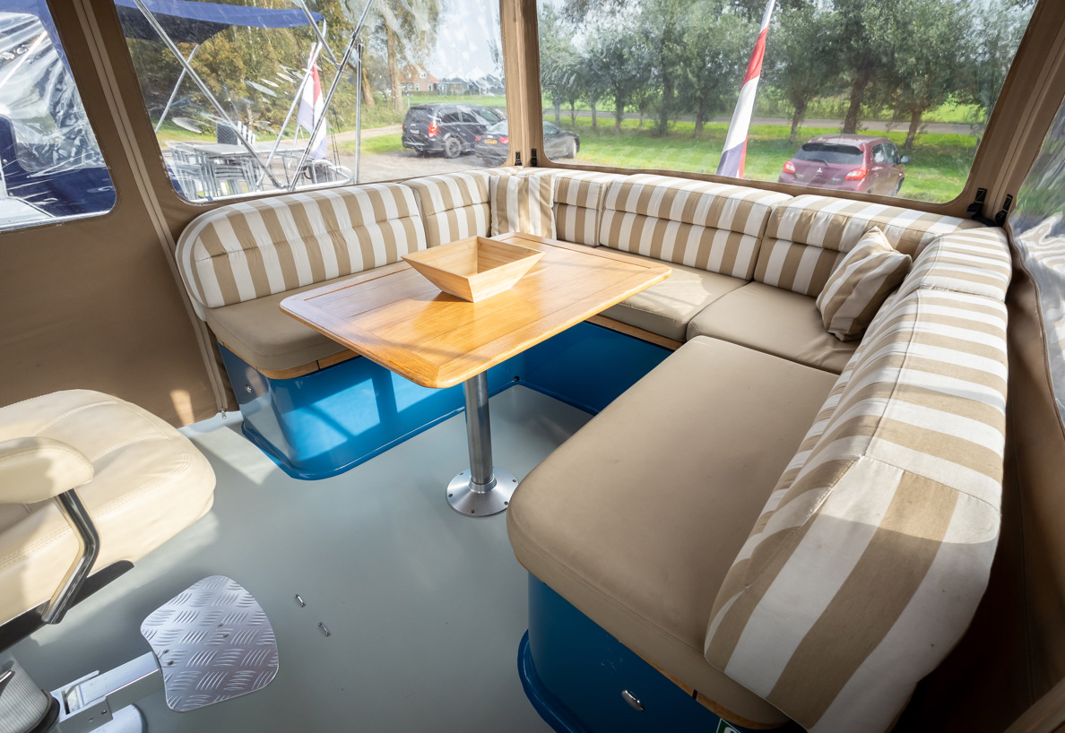 De Driesprong Yachtcharters Interieur Motorjacht La Palma 31