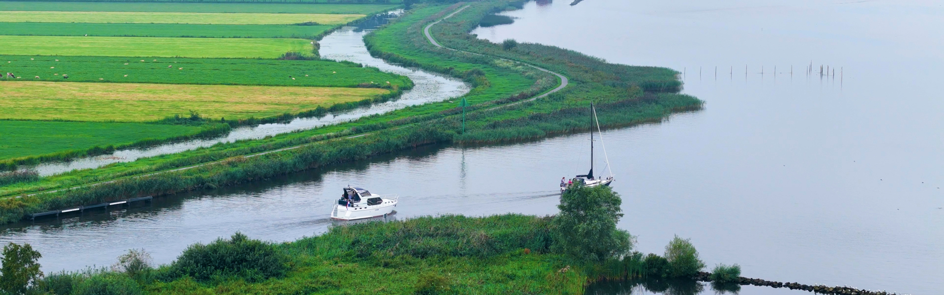 De Driesprong Yachtcharters Belone Friesland